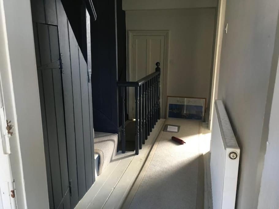 Stylish Two Large Double Bedroom House In Central Harrogate With On Street Parking Exterior foto
